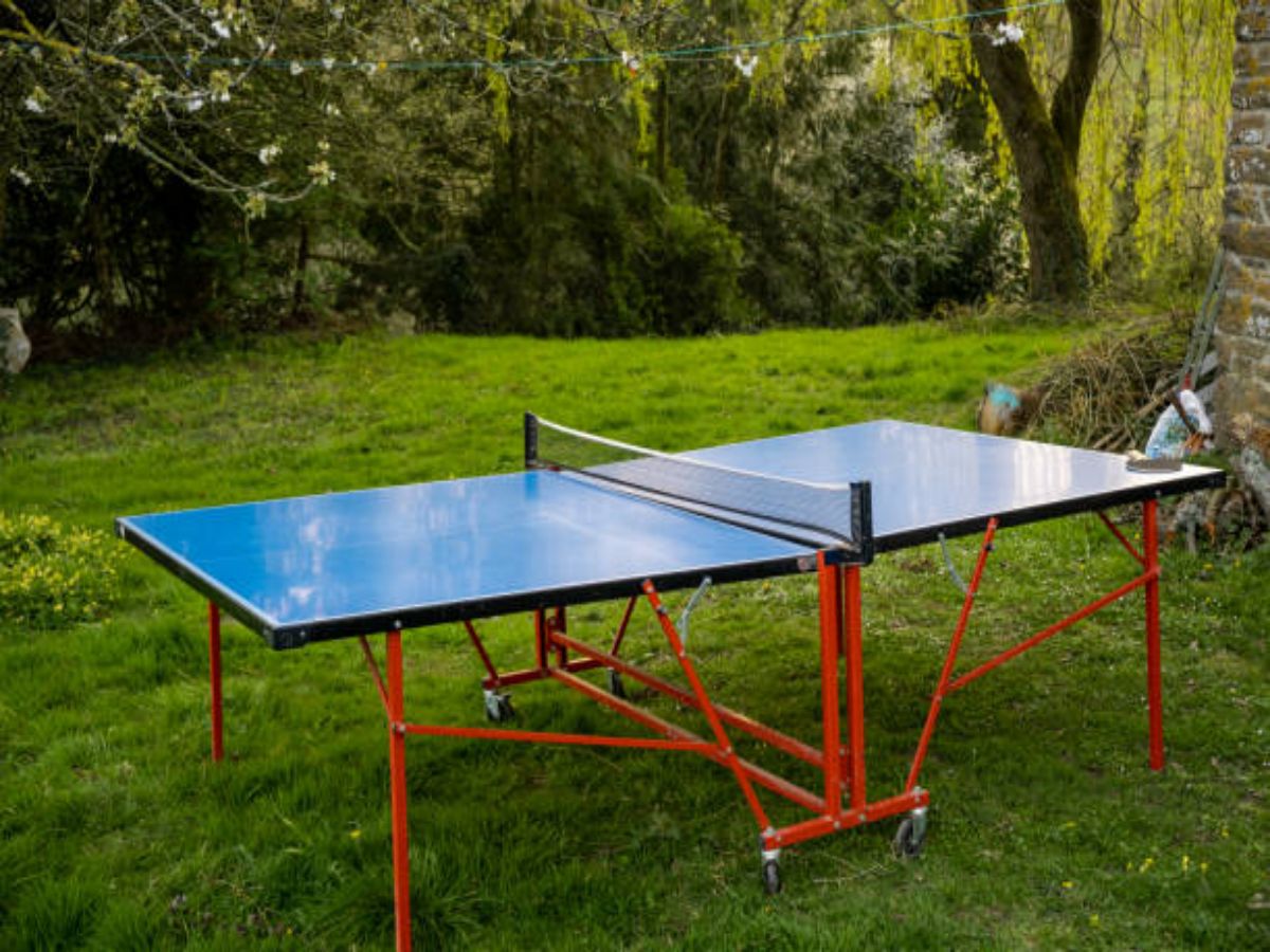 The Benefits of Owning a Folding Indoor Tennis Table