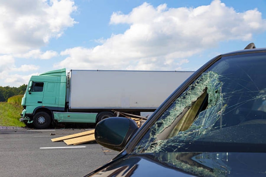 What is a Tilt Cab Truck? Exploring the Basics.