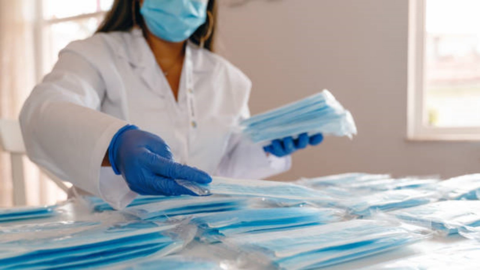 The Benefits of Working with a Disposable Medical Protective Clothing Factory