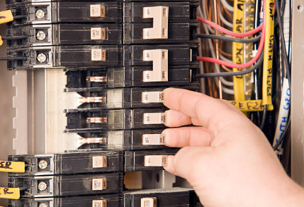 Recognize Circuit Breakers Types with Pro Tips