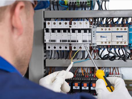 Choose a New Circuit Breaker: Foolproof Guide for Beginners