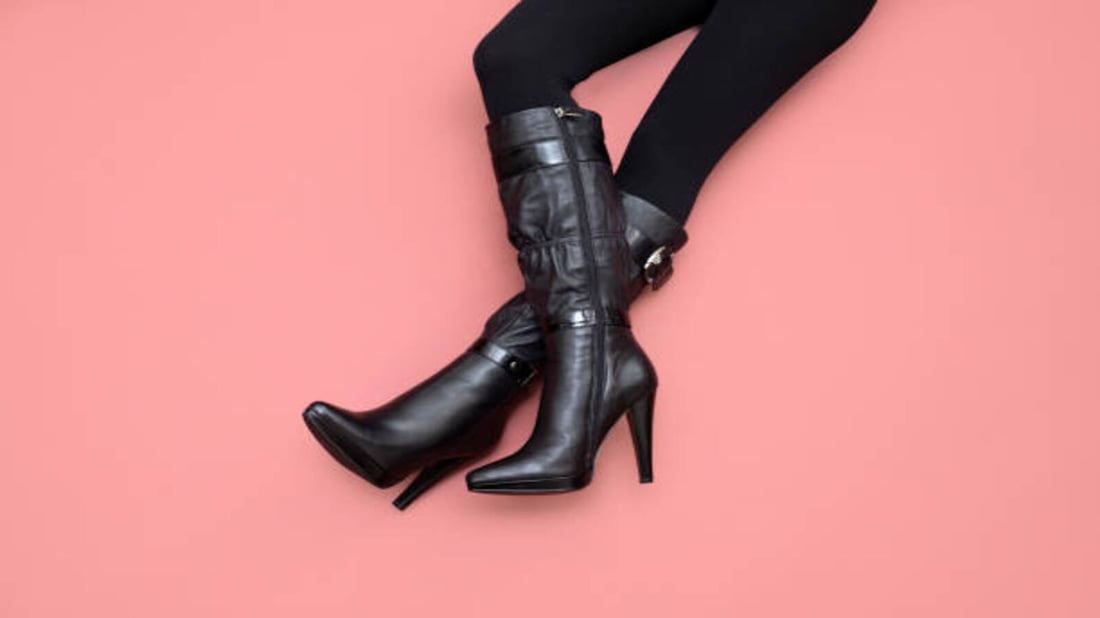 The Ultimate Guide to Lightweight Chelsea Boots for Ladies: Elevate Your Style with Comfort and Elegance