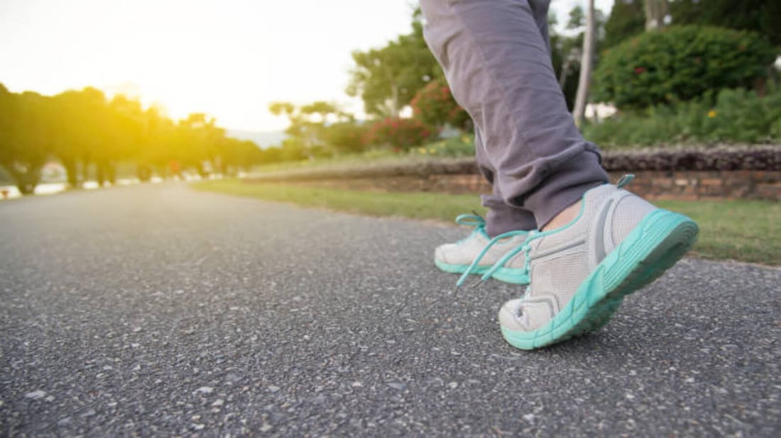 Discover Ultimate Comfort with One Band Flat Sandals for Women: Your Perfect Summer Footwear!