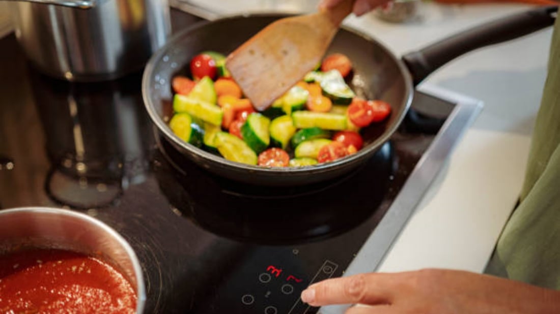 Why an Electric Hot Pot Mini is the Ultimate Kitchen Appliance