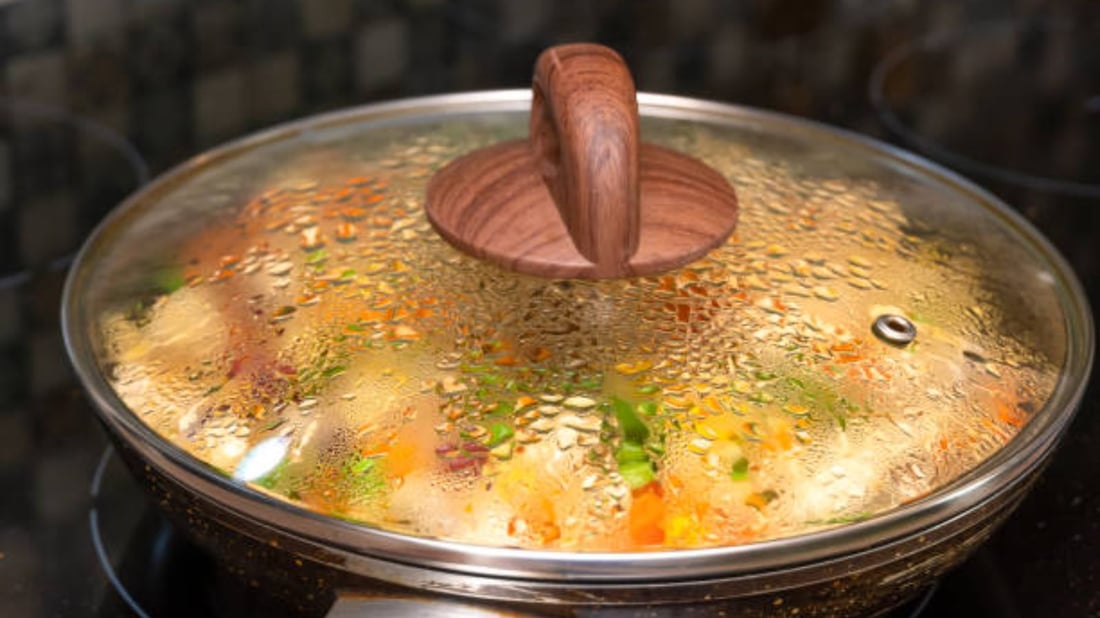 Why Black Frying Pans are a Must-Have in Your Kitchen
