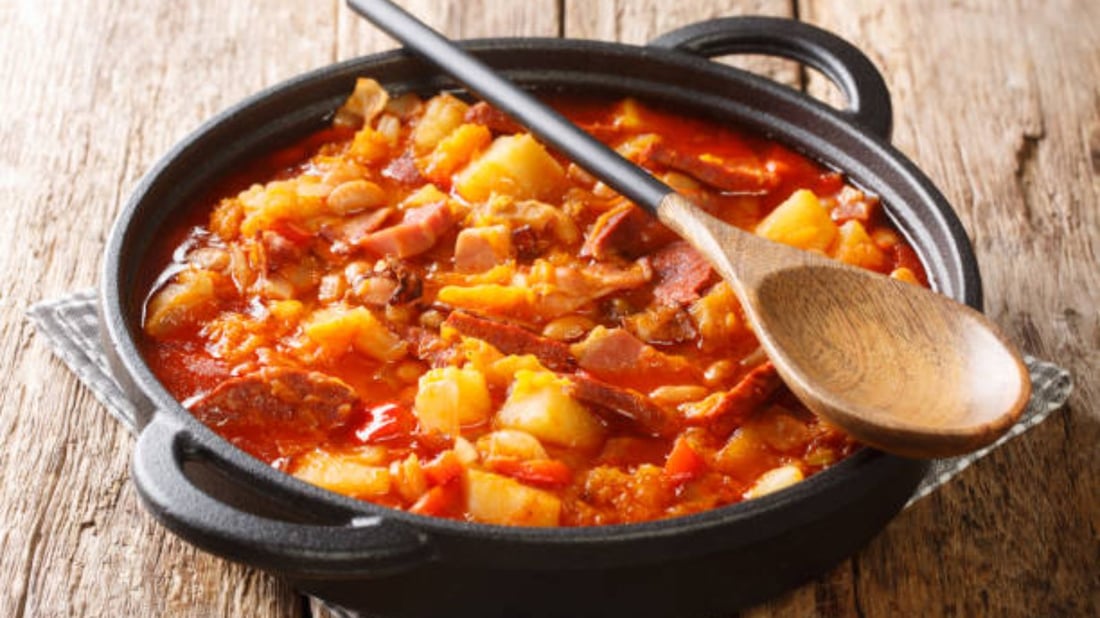 The Ultimate Guide to Understanding Yellow Cast Iron Dutch Ovens