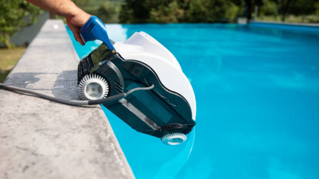 Why Consider a Robotic Above Ground Pool Cleaner: Pros and Cons