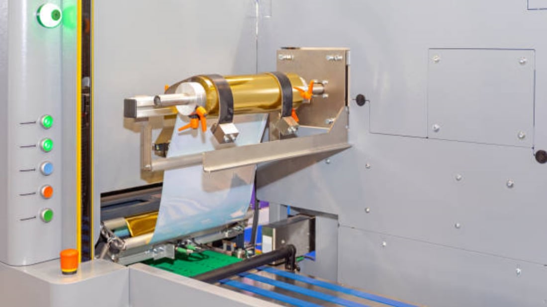 The Benefits of Using a Kraft Paper Bag Sealer for Packaging
