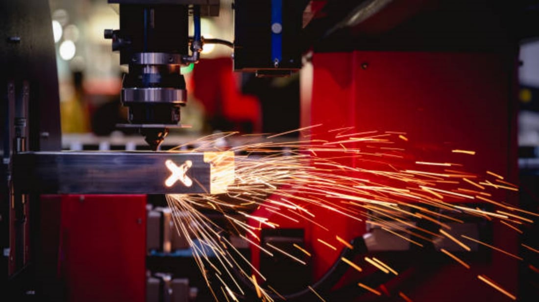 The Ultimate Guide to Industrial CNC Milling Machines