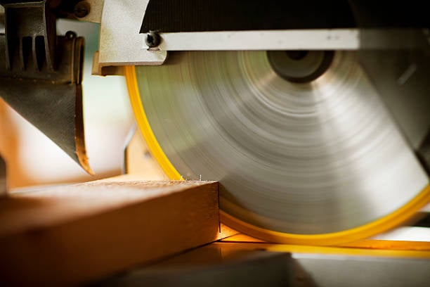 What are the Different Grades of Saw Blades?