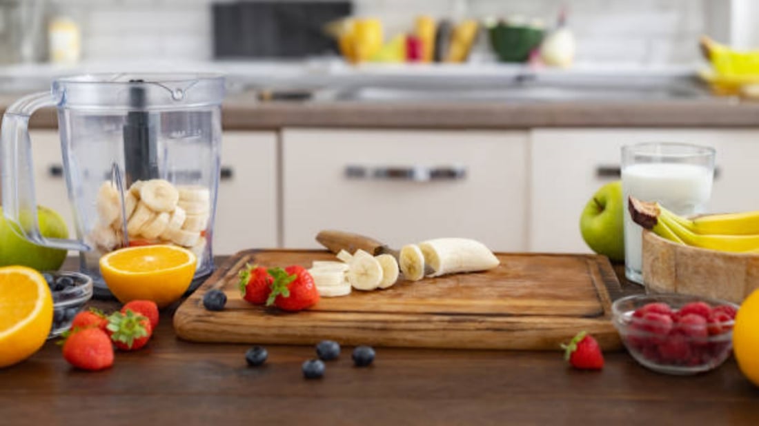 The Ultimate Guide to Electric Food Blenders: Features, Benefits and Tips