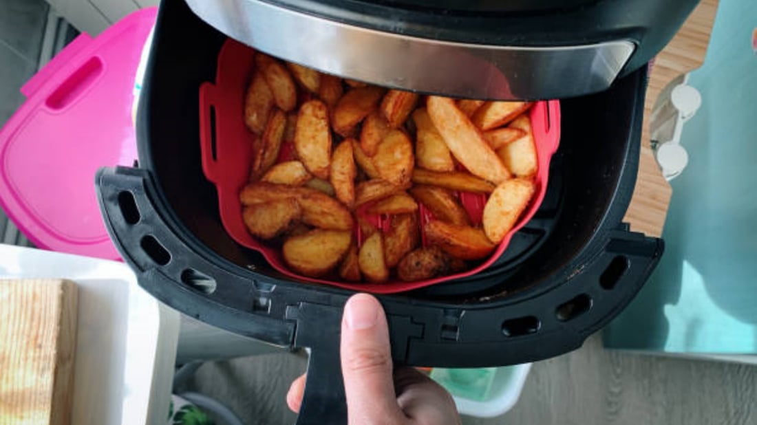 The Ultimate Guide to Smart Air Fryers - Everything You Need to Know