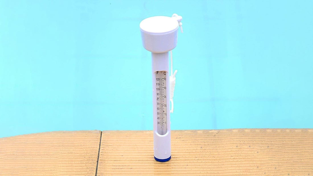 The Benefits of Using a Floating Thermometer for Pool Maintenance