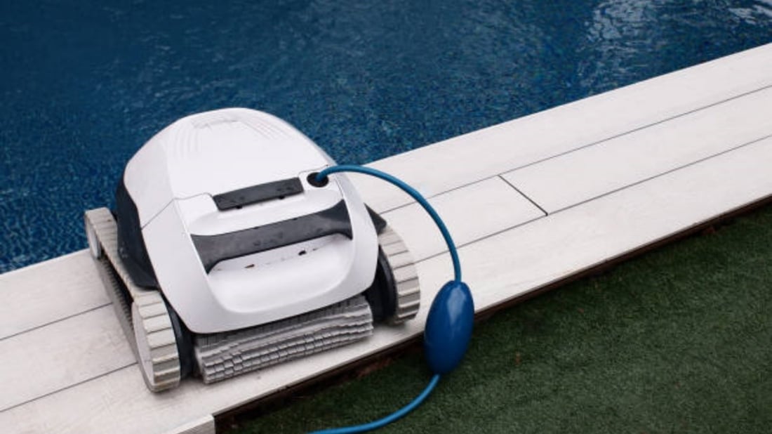 A Comprehensive Guide to Using an Above Ground Pool Robot Vacuum