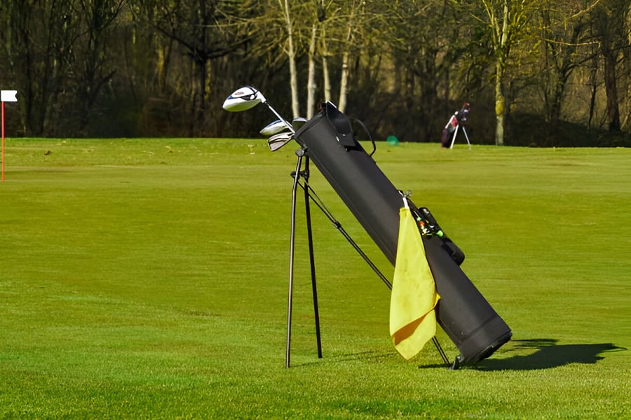 Why a Good Good Golf Towel is Essential for Your Game