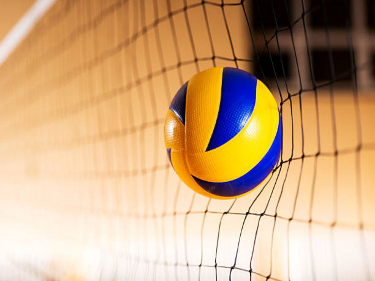 10 Tips to Play Volleyball Like a Pro