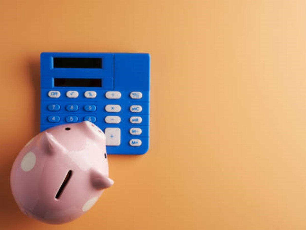 Mini ATM Machine Piggy Bank: A Convenient Way to Teach Kids About Saving Money