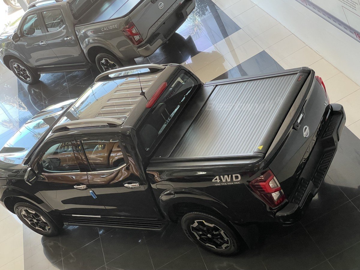 Everything You Need to Know About the Automatic Rolling Pickup Tonneau Cover for Nissan Navara NP300 2021 E-K03E