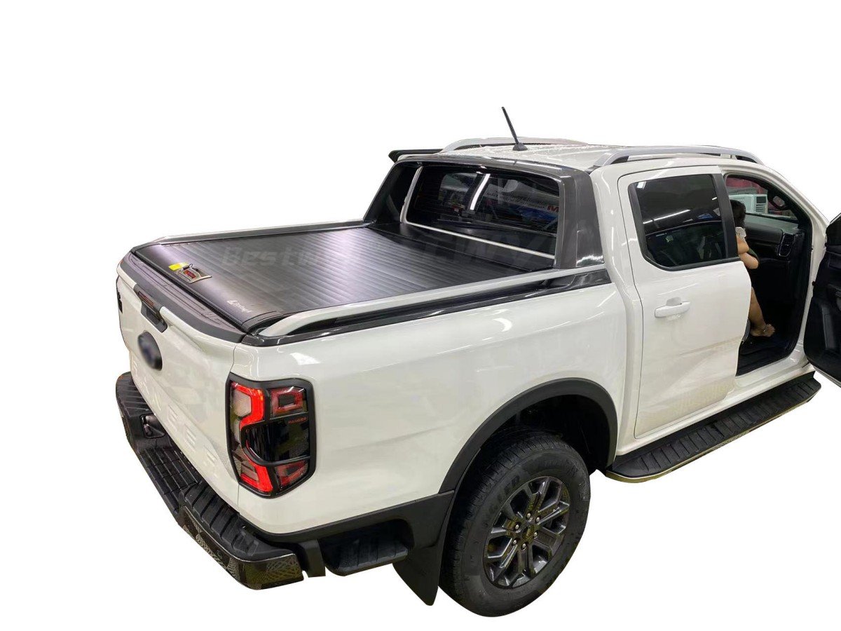 Embrace Versatility and Style with the Manual Tonneau Cover for Ford Ranger Wildtrak 2023 F81