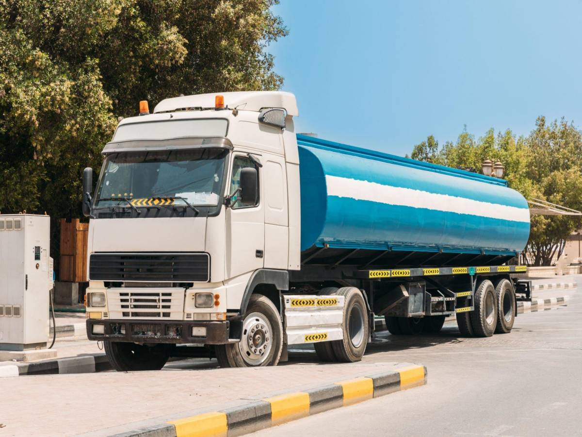 Water Tank Trucks: A Convenient Solution for Transporting and Storing Water