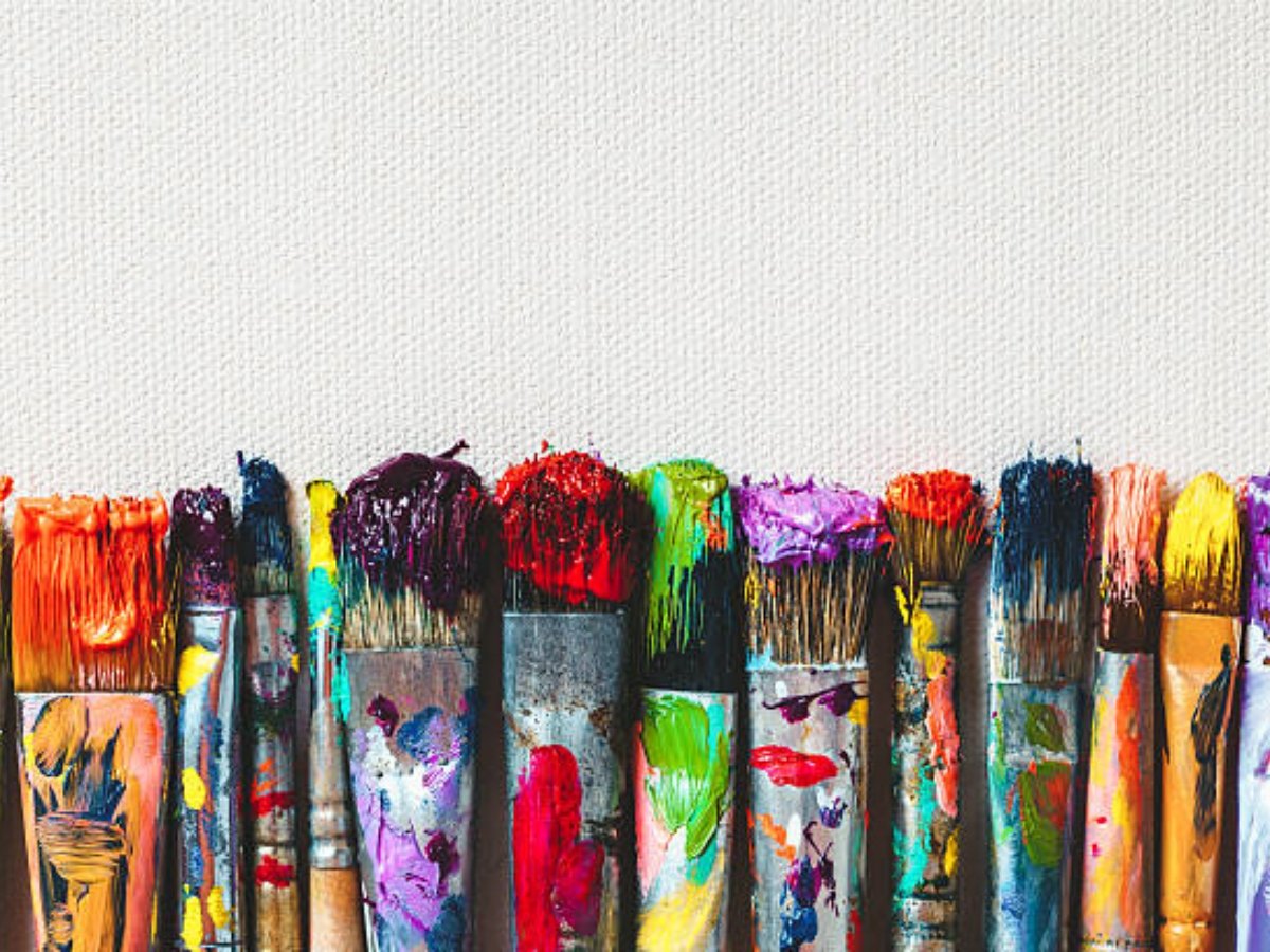 The Benefits of Using Nylon Paint Brushes for Your Artwork