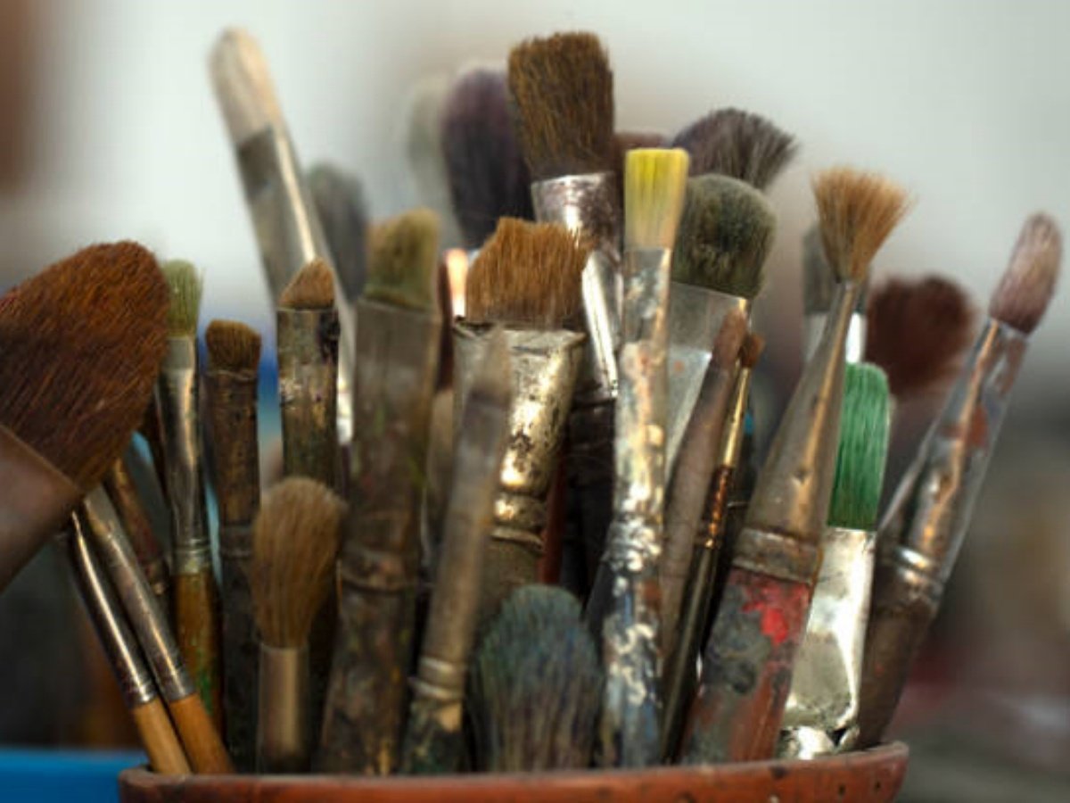 The Best Way to Clean Oil Paint Brushes: A Comprehensive Guide