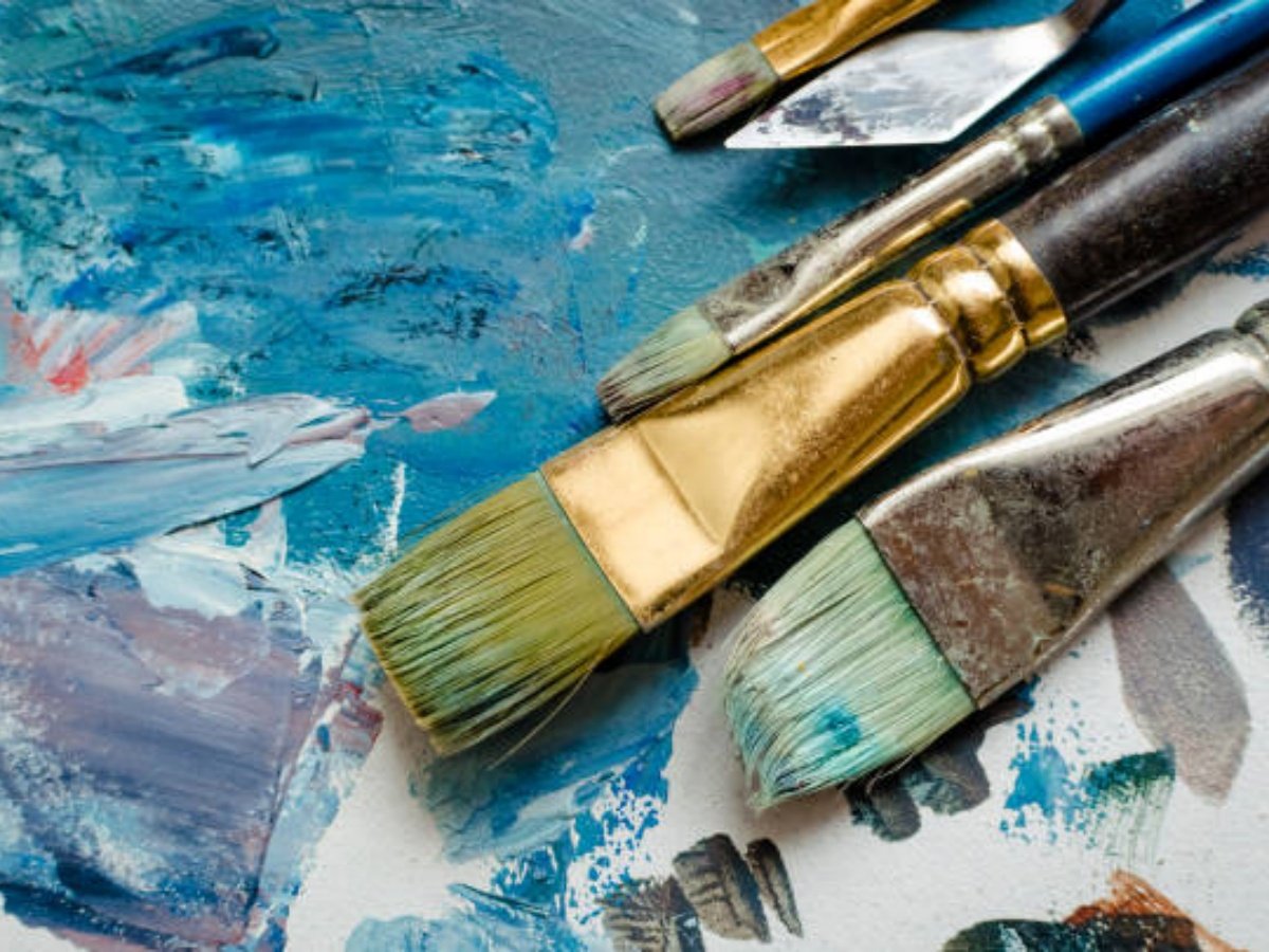 How to Clean Oil Painting Brushes: A Comprehensive Guide