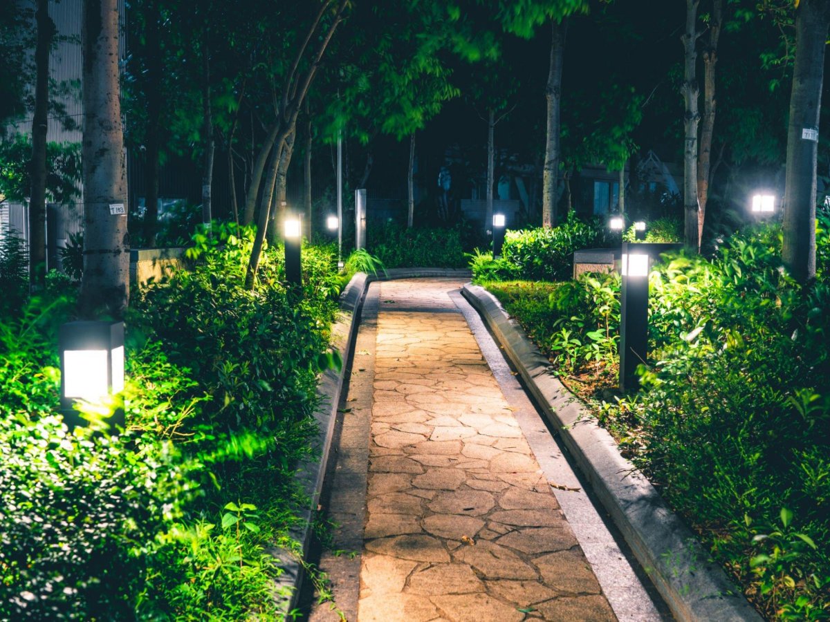 Application of M12 3 Pin Connector in landcape lighting