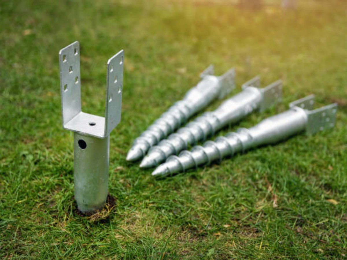 Ground Screws for Solar Mounting: The Ultimate Guide