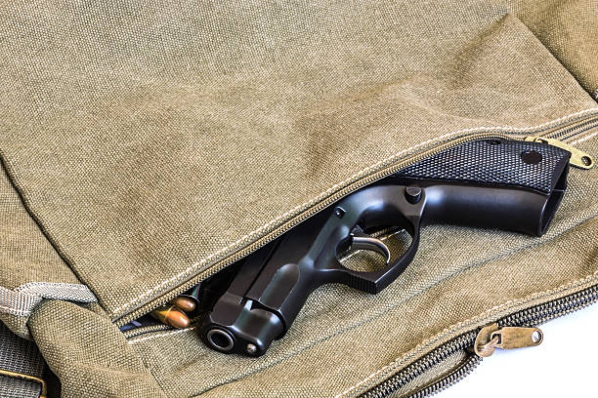 Choosing the Right Shoulder Bag for Your Gun: A Comprehensive Guide