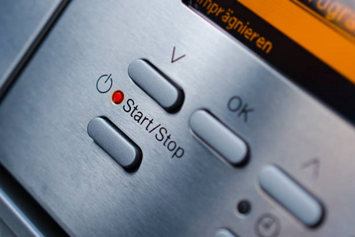 Troubleshooting Tips for an Oven Indicator Light That Won't Turn On