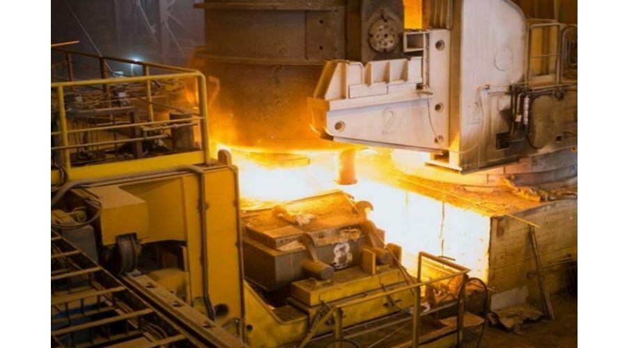 Ladle refining furnace temperature detector