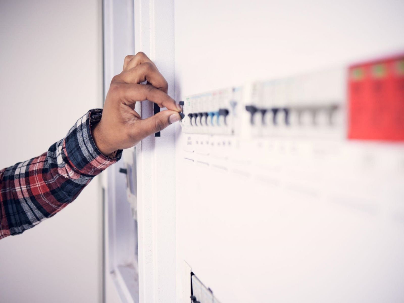 Generator Circuit Breaker: Everything You Need to Know