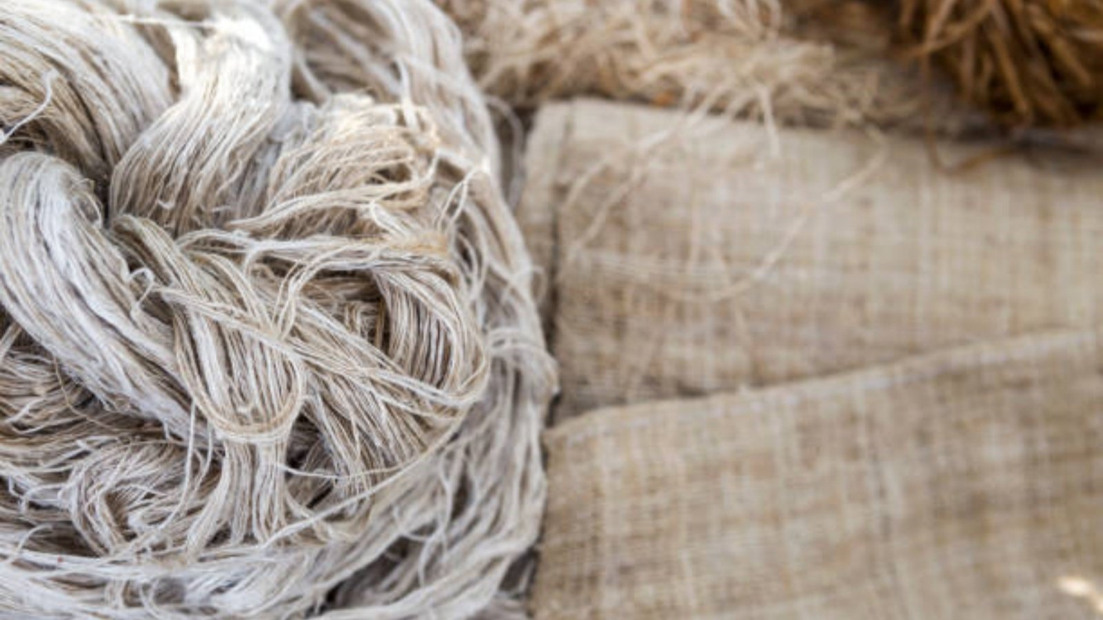 The Ultimate Guide to Polyester Wool Fabric: Benefits, Uses, and Care Tips