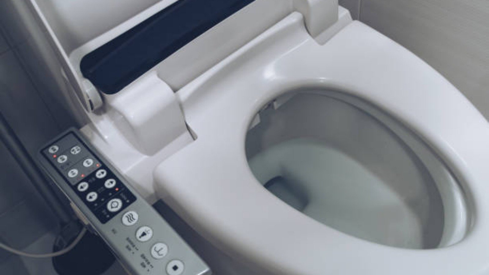 The Future of Hygiene: Exploring the Benefits of Smart Lavatories