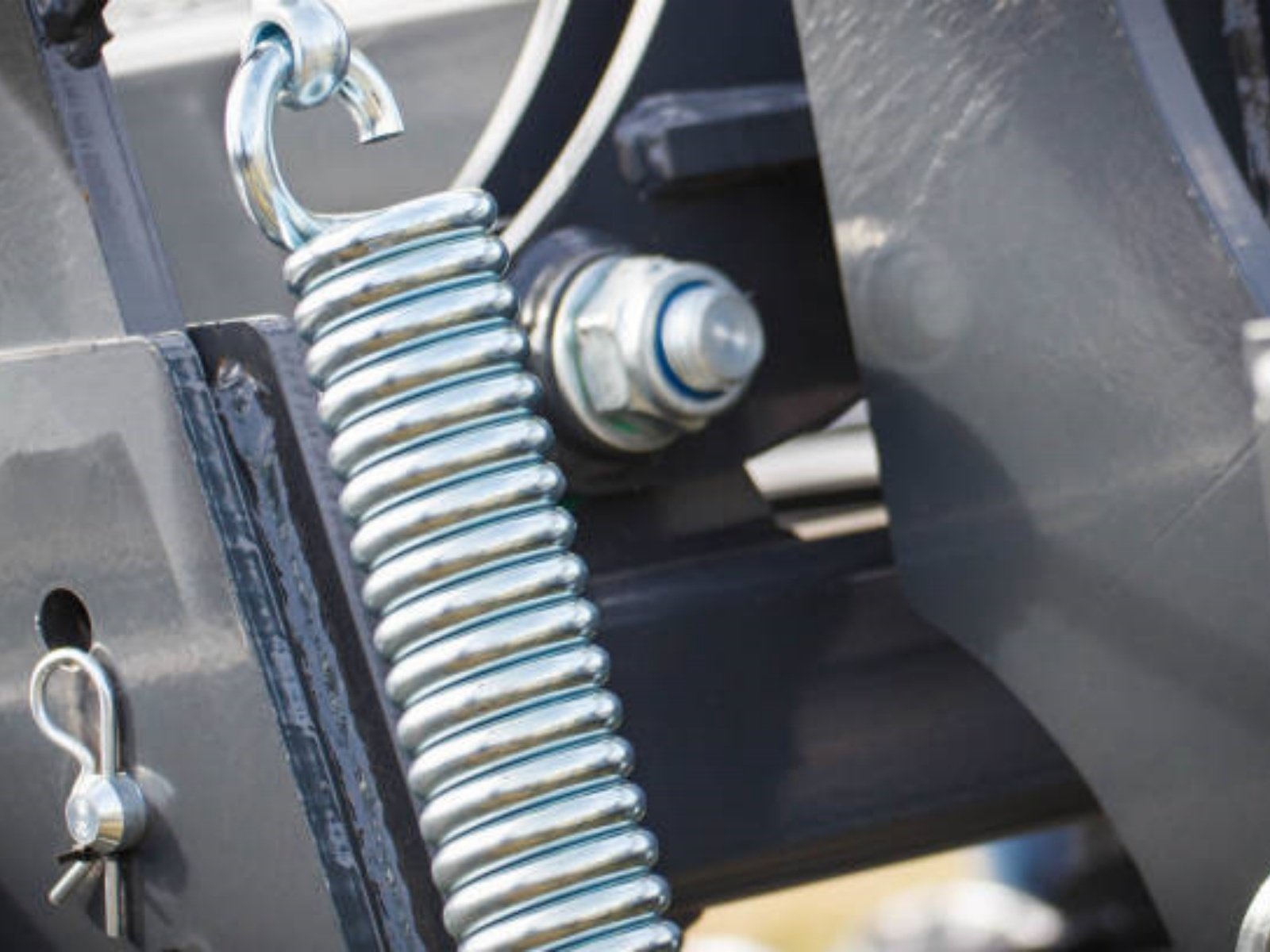 Everything You Need to Know About Single Garage Door Torsion Springs