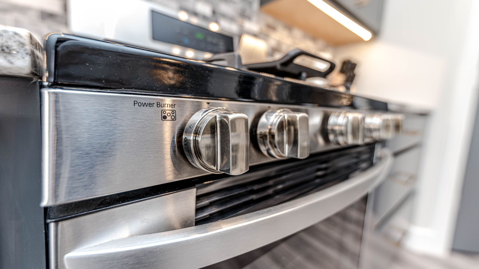 What to Look for in an Oven Parts Manufacturer: A Comprehensive Guide