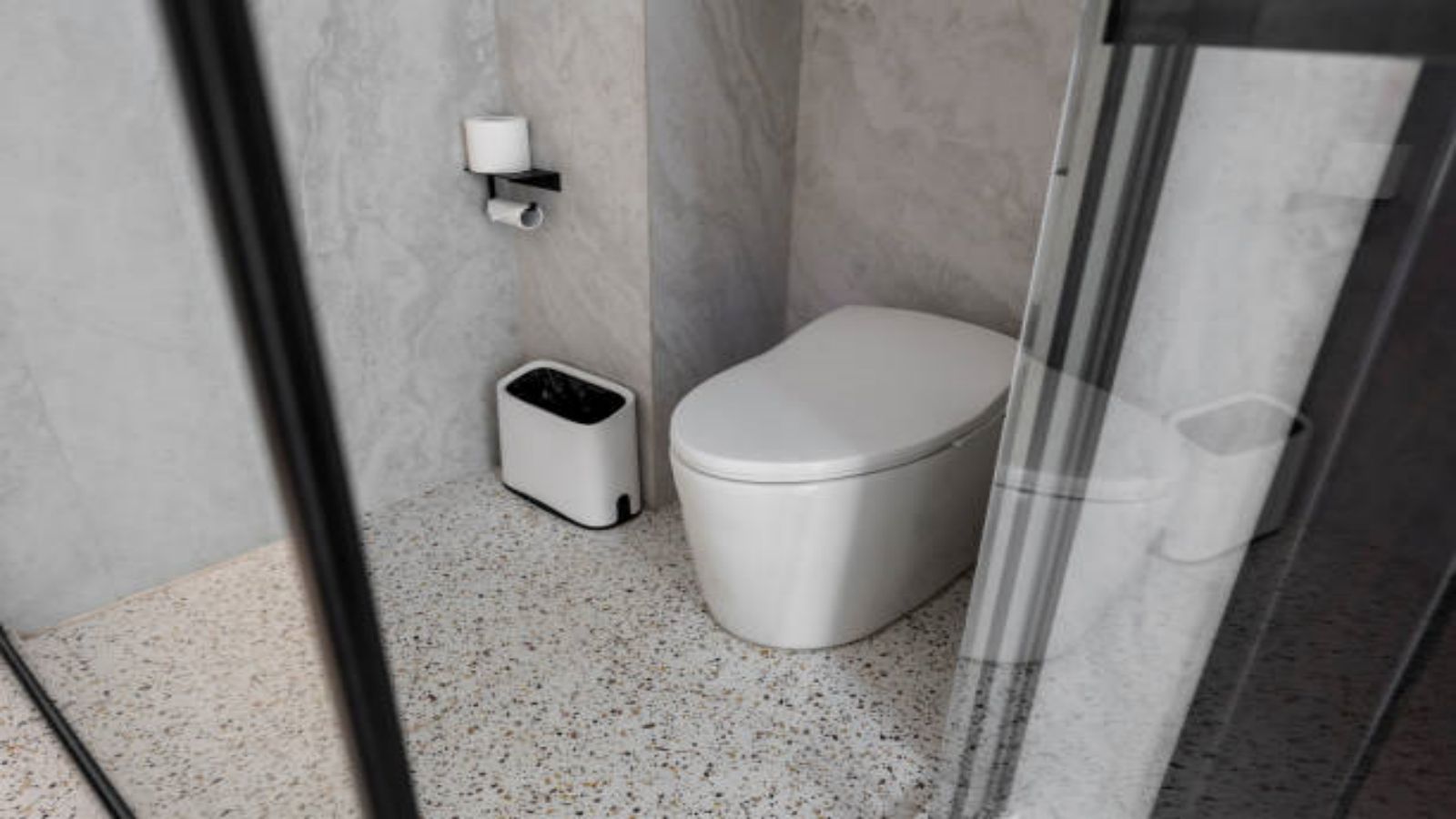 The Ultimate Guide to Smart Tankless Toilets: A Game-Changer in Bathroom Technology