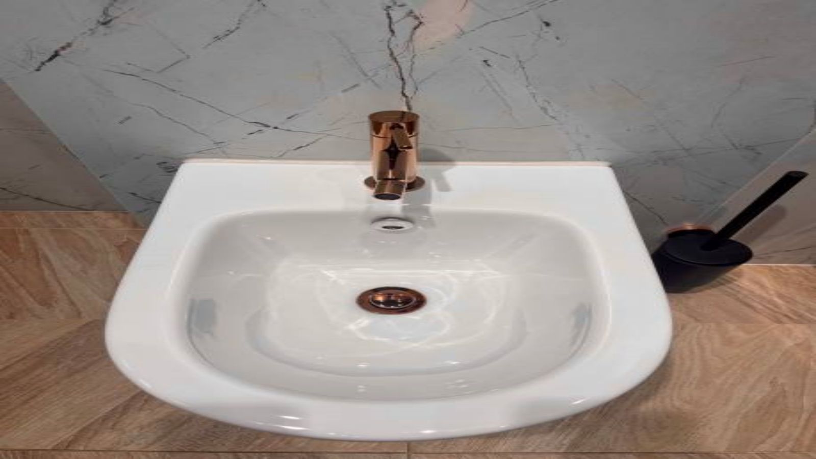 The Benefits of a Wall Mounted Mop Sink: A Complete Guide