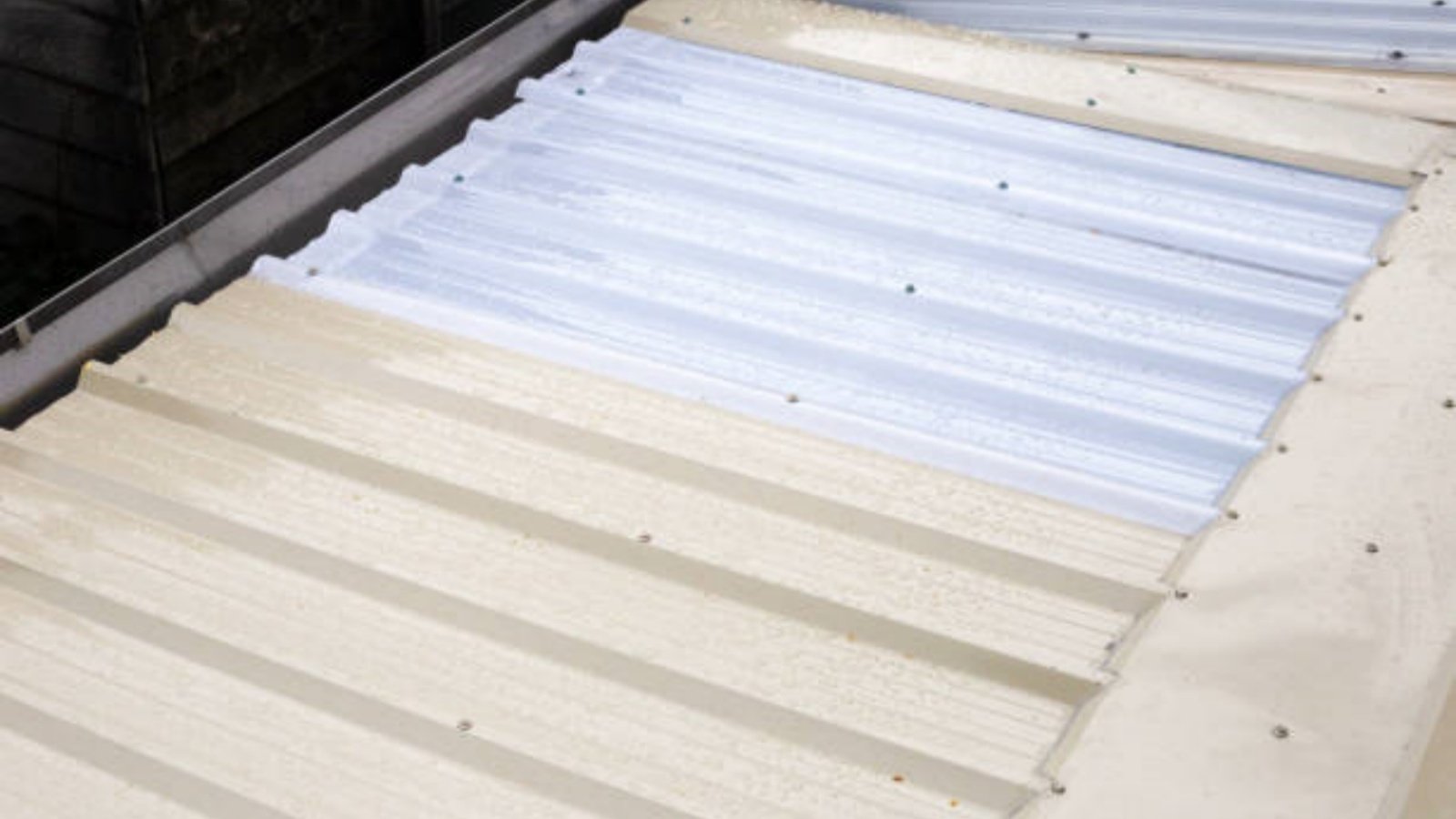 How Do You Manufacture Roof Sheets?