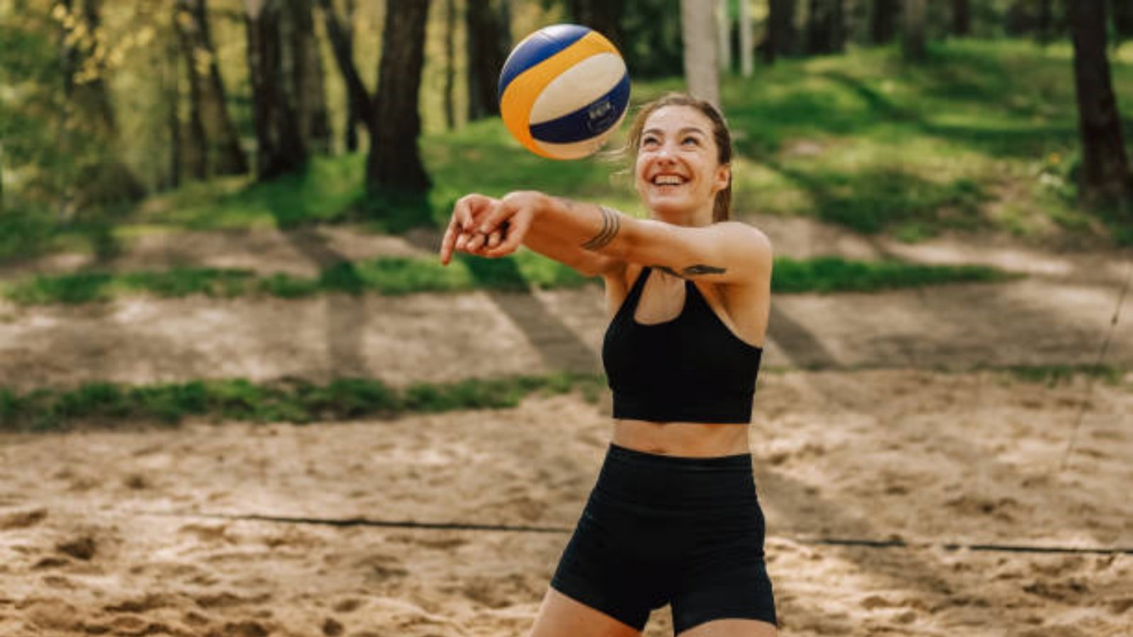 Die Kunst des Schießens im Volleyball meistern