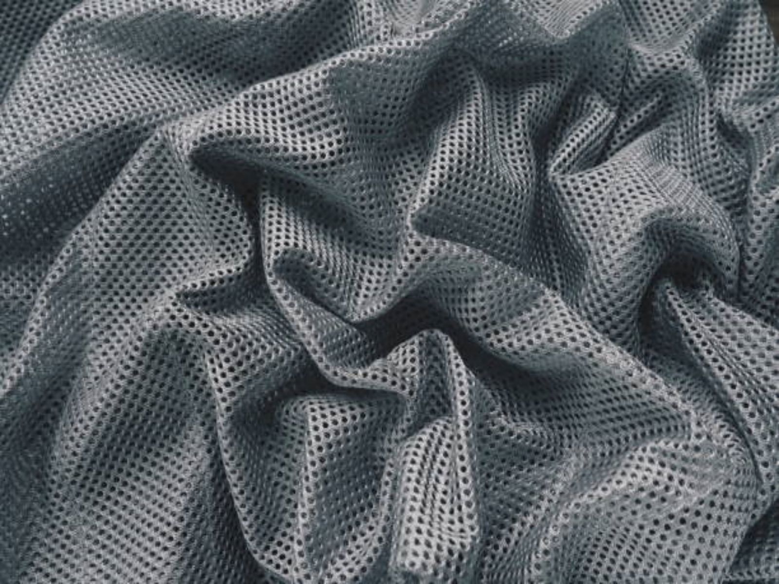 The Benefits of Nylon Fabric for Sportswear