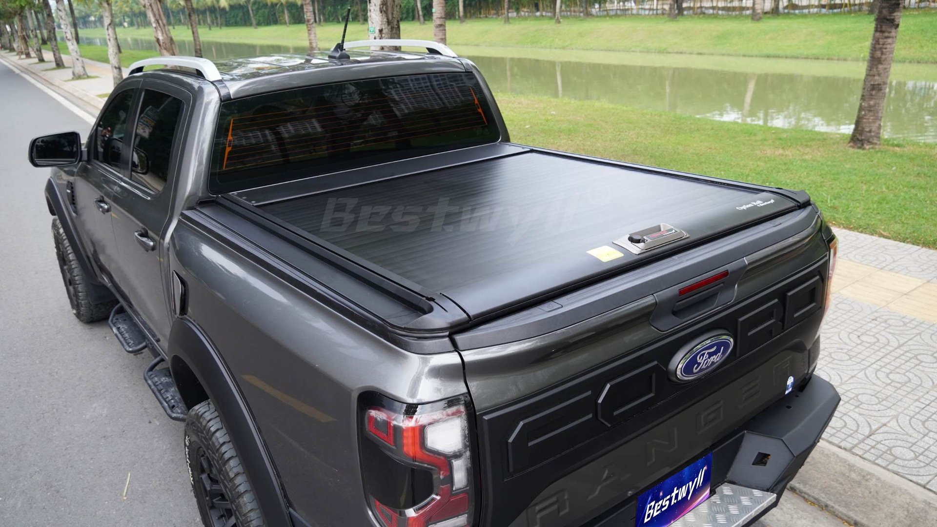 Manual Truck Bed Cover For Ford Ranger Xlt