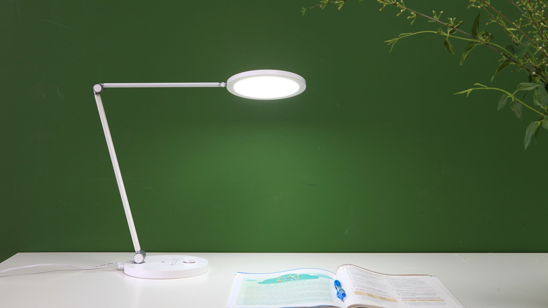 The Benefits of LED Light Fixtures