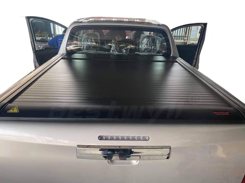 5 Easy Steps to Install a Tonneau Cover on a Pickup Truck