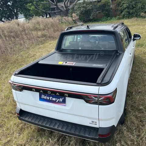 Manual Retractable Tonneau Cover: The Ultimate Guide