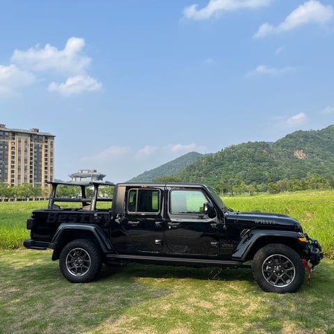 The Ultimate Guide to Pickup Truck Cargo Racks: Increase Your Hauling Capacity