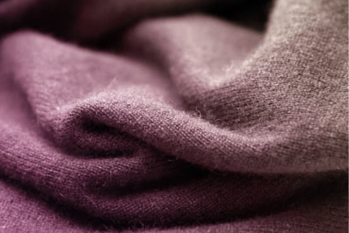 The Luxury and Elegance of Cashmere Scarves