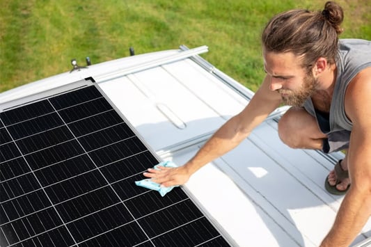 The Importance of Module Temperature Coefficient in Solar Panels