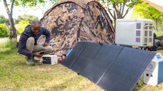Comprehensive Guide to Foldable Solar Panel 100 Watt: Power on the Go